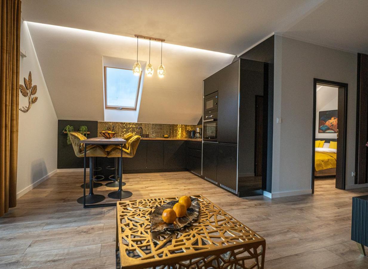 Apartament W Cieplicach Panorama Jelenia Gora Ngoại thất bức ảnh